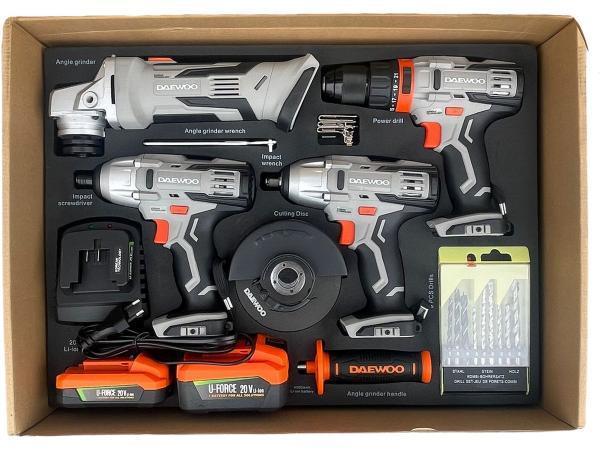 Veiling - Daewoo 4-in-1 powertool set met accus en lader DA, Zakelijke goederen, Machines en Bouw | Overig