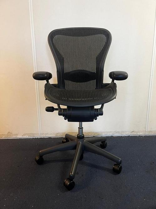 Herman Miller Aeron refurbished, Huis en Inrichting, Bureaustoelen, Bureaustoel, Zwart, Nieuw, Ergonomisch, Verzenden