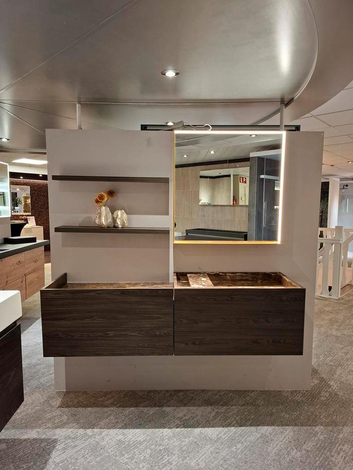 Detremmerie Mysterie 1600 cafe noir, Huis en Inrichting, Badkamer | Badkamermeubels, Wasbak of Wastafel