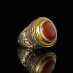 Islamitisch Zilver Ring met gelaagde agaat cabochon