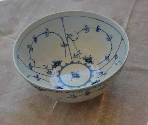 Royal Copenhagen - Royal Copenhagen - Fruitschaal - Blue, Antiek en Kunst, Antiek | Meubels | Tafels