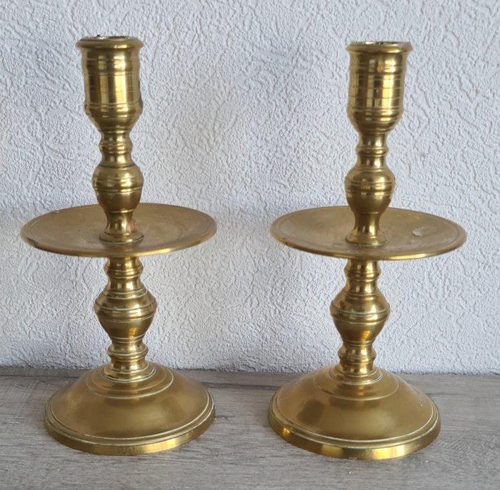 Kandelaar (2) - Messing - Kraagkandelaars, Antiek en Kunst, Antiek | Overige Antiek