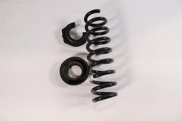 BMW 4 Serie F32 F33 F36 M-Pakket schroef veer achter, Auto-onderdelen, Ophanging en Onderstel, Gebruikt, Ophalen of Verzenden