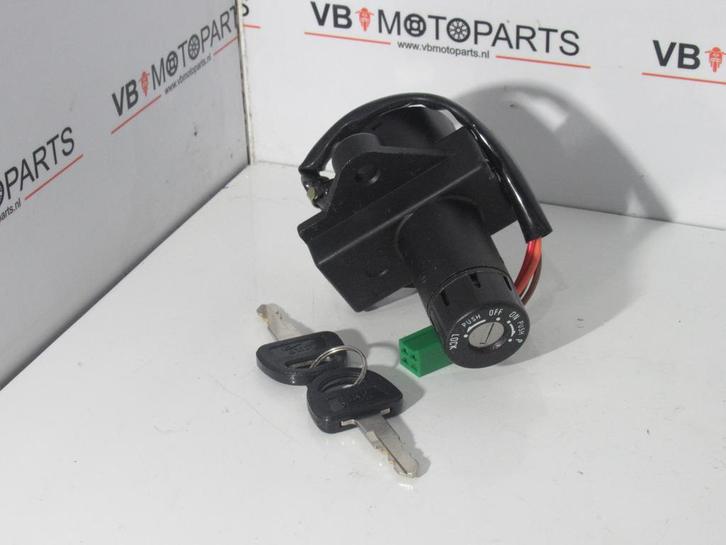 Suzuki GS 400 450 550 650 750 850 Contactslot, Motoren, Onderdelen | Suzuki, Ophalen of Verzenden