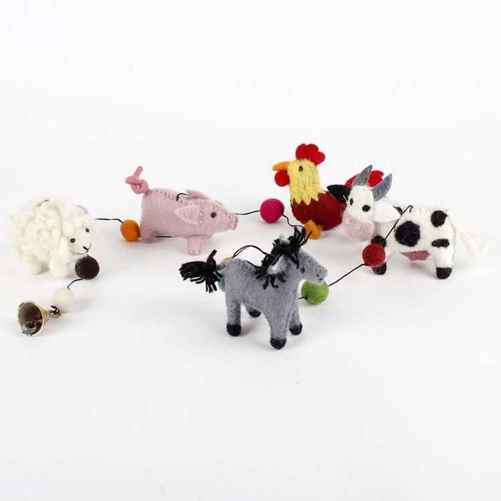 Vilten slinger boerderij dieren NIEUW, Kinderen en Baby's, Kinderkamer | Inrichting en Decoratie, Nieuw, Ophalen of Verzenden