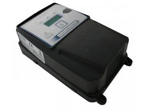 Uni HF Acculader 12-24-36-48 volt, Auto-onderdelen, Accu's en Toebehoren, Verzenden