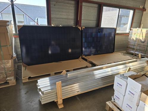 Magazijnopruiming zonnepanelen!, Doe-het-zelf en Verbouw, Zonnepanelen en Toebehoren, Paneel, Nieuw, 200 wattpiek of meer, Ophalen