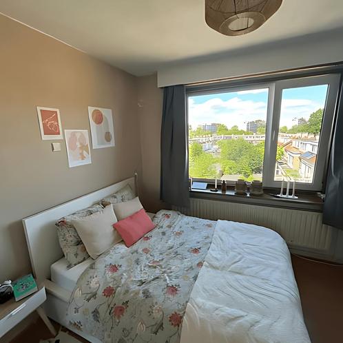 Studentenkamer in Amstelveen gevonden in Amstelveen, Huizen en Kamers, Kamers te huur, Minder dan 20 m², Overige regio's