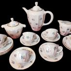 Tafelservies (17) - Limosa bloemdecor en gouden randen. -