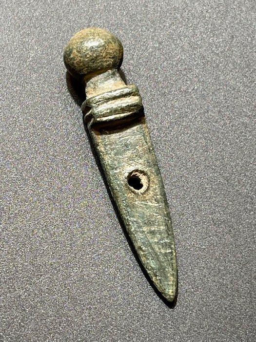Oud-Romeins Brons Embleemachtig Gladiatoren Amulet in de, Sieraden, Tassen en Uiterlijk, Antieke sieraden