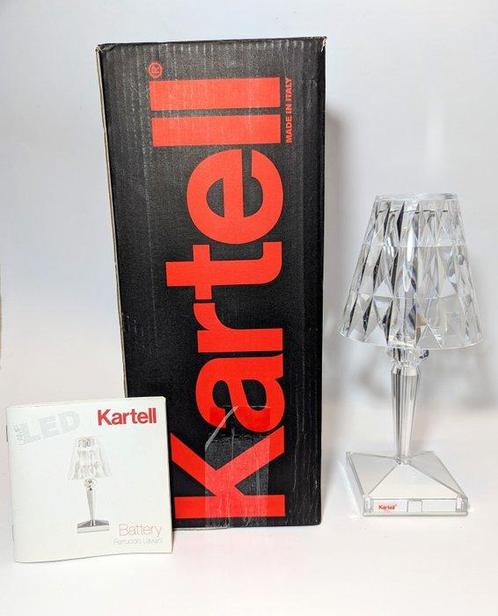 Kartell - Nachtlampje - Batterij Kartell - Technopolymeer, Antiek en Kunst, Antiek | Meubels | Stoelen en Banken