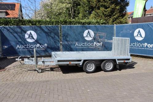Veiling: Machinetransporter Hulco  Nieuw, Auto's, Vrachtwagens, BTW verrekenbaar, Overige brandstoffen, Overige kleuren, Aanhangers en Opleggers