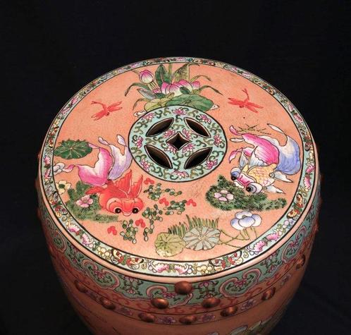 Kruk - Porselein - met de hand geschilderd, Antiek en Kunst, Kunst | Designobjecten