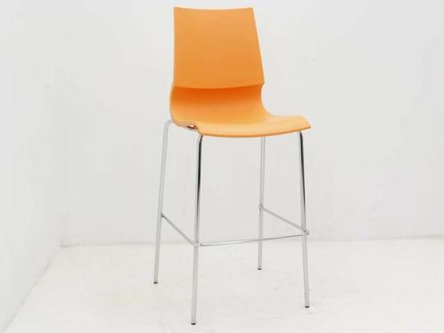 Barkruk Maxdesign Ricciolina - oranje - 4-poot chroom -, Zakelijke goederen, Horeca | Meubilair en Inrichting, Overige typen, Gebruikt