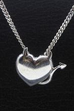 Zilveren Duivels hart ketting hanger, Sieraden, Tassen en Uiterlijk, Verzenden, Nieuw