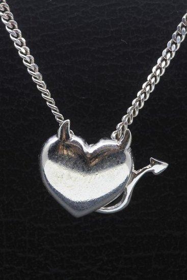Zilveren Duivels hart ketting hanger, Sieraden, Tassen en Uiterlijk, Kettinghangers, Verzenden