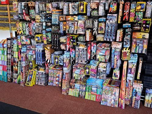 Cat1 vuurwerk nu het hele jaar te bestellen., Hobby en Vrije tijd, Feestartikelen, Overige, Feestartikel, Nieuw, Ophalen