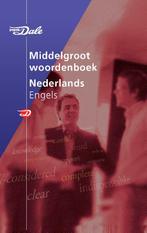 Van Dale Middelgroot woordenboek Nederlands En 9789066482814, Zo goed als nieuw