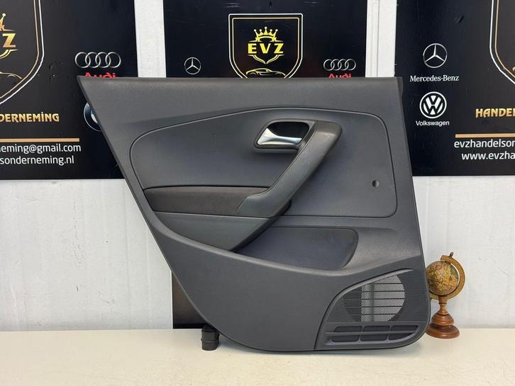 VW Polo 6R bekleding deurpaneel links achter bj.2010, Auto-onderdelen, Interieur en Bekleding, Gebruikt, Volkswagen