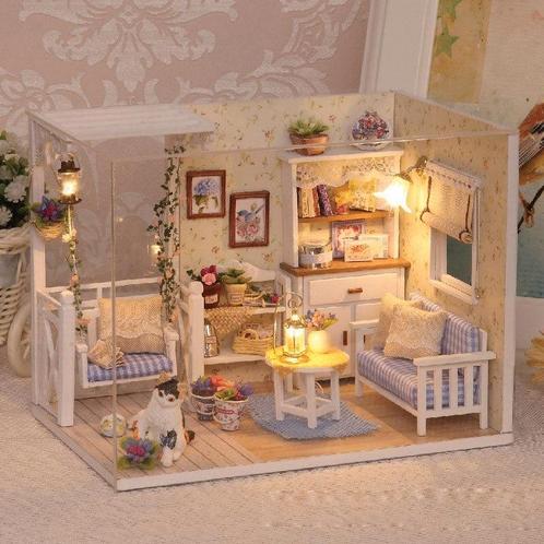 Ikonka DIY Modelbouw Woonkamer - Miniatuurhuisje Kitten, Hobby en Vrije tijd, Knutselen, Ophalen of Verzenden