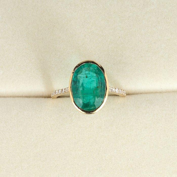 Verlovingsring - 14 karaat Geel goud - 4.05ct. tw. Smaragd -, Sieraden, Tassen en Uiterlijk, Antieke sieraden
