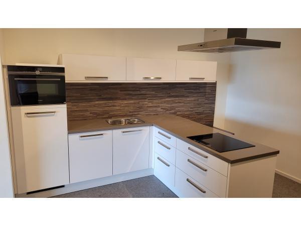 Veiling - Luxe Bruynzeel keuken / Stenen blad / Siemens appa, Huis en Inrichting, Keuken | Complete keukens, Gebruikt