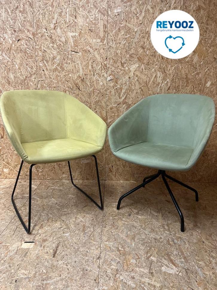 Ontvangstset - wachtkamerset - 2 Ahrend stoelen, Zakelijke goederen, Kantoor en Winkelinrichting | Kantoormeubilair en Inrichting