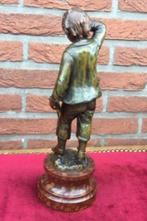 Beeld, Punition - 31.5 cm - Wood (basis standaard), Antiek en Kunst