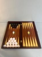 Bordspel - Luxe Vintage Backgammon Set: Tijdloze Elegantie