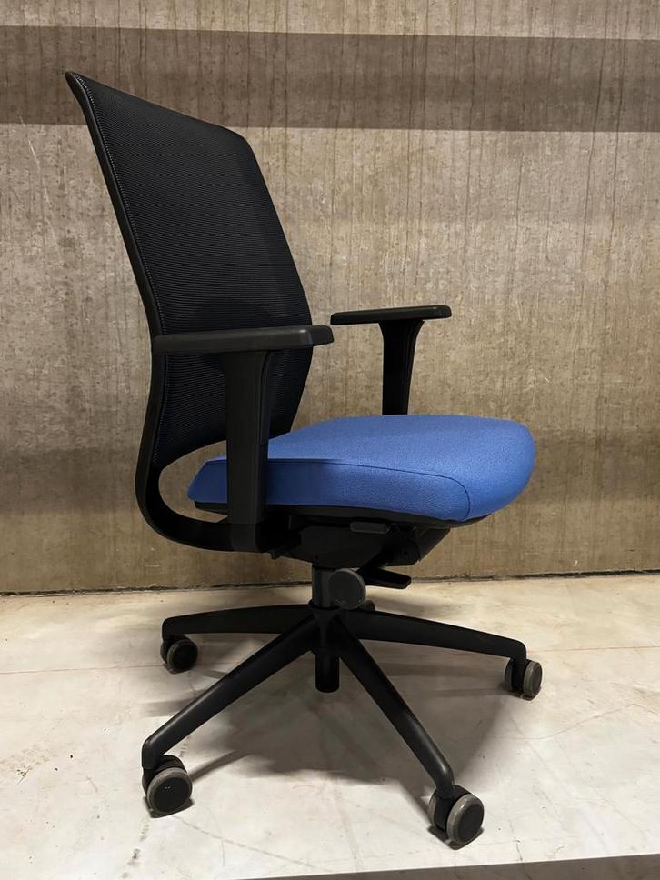 Sample Sale - Workliving Ocean Mesh Blauw - Ergonomische, Huis en Inrichting, Bureaustoelen, Verzenden