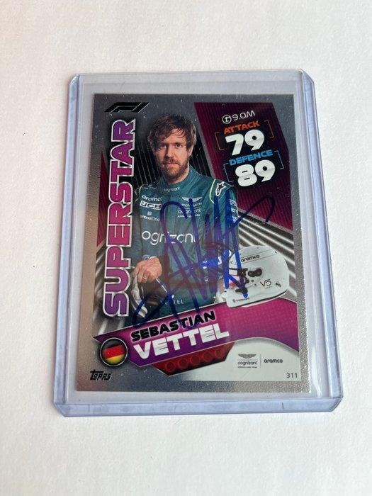 Sebastian Vettel - 2022 - Topps Attax Card, Verzamelen, Automerken, Motoren en Formule 1