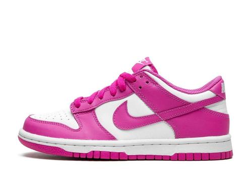 Nike Dunk Low Active Fuchsia - Maat 38 EU, Kleding | Heren, Schoenen, Ophalen of Verzenden