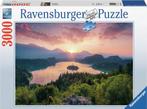 Ravensburger Meer van Bled, Slovenië - Legpuzzel - 3000, Hobby en Vrije tijd, Denksport en Puzzels, Ophalen of Verzenden, Zo goed als nieuw