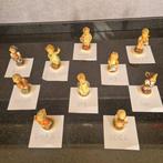 Goebel - Beeldje - Hummel (10) - Porselein, Antiek en Kunst