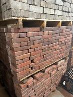 Partij rode waalformaat klinkers – 43 m² beschikbaar, Gebruikt, 10 m² of meer, Klinkers