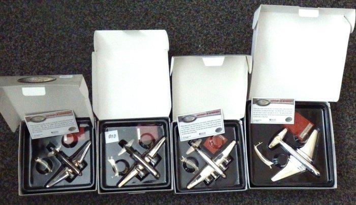 Atlas-Editions - Modelvliegtuig - Vier modelvliegtuigen:, Antiek en Kunst, Antiek | Wandborden en Tegels