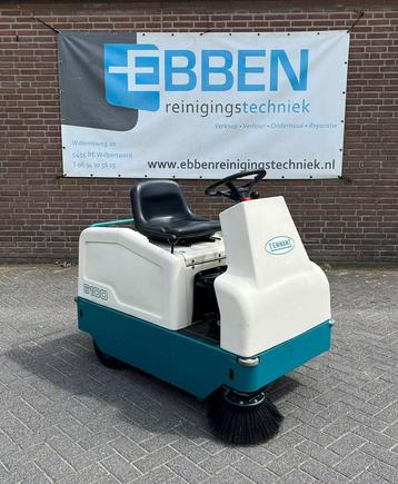 Tennant 6100 Veegmachine | 1102 uur | 2011 | nieuwe accus | beschikbaar voor biedingen
