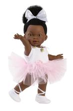 Llorens Donkere Pop Zoe Ballet Met Witte Strik 28Cm, Kinderen en Baby's, Speelgoed | Poppen, Ophalen of Verzenden, Nieuw, Overige typen
