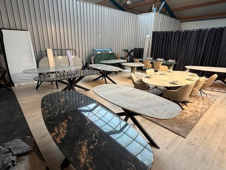 Showroom Sale: Luxe marmeren tafels – Tot 70% korting!, Huis en Inrichting, Tafels | Eettafels, 100 tot 150 cm, 200 cm of meer
