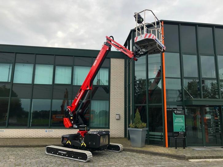 Telescoop hoogwerker | AlmaCrawler Jibbi 1670 EVO | 16 m, Zakelijke goederen, Machines en Bouw | Liften, Steigers en Ladders