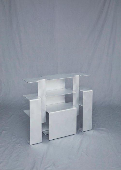 Wendy Andreu - Wandtafel - Staple Console - Aluminium -, Antiek en Kunst, Kunst | Designobjecten