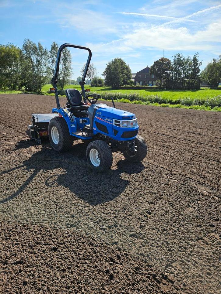 Miniloonwerk, Groenvoorziening, Gazon zaaien, Paardenweides, Diensten en Vakmensen, Tuinmannen en Stratenmakers, Bestrating, Hekwerk of Schuttingen