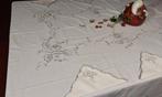 Tafelkleed (13) - 255 cm - 170 cm - Oude borduursels
