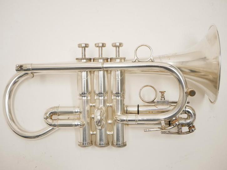 Gebruikte Es Cornet Besson New Standard verzilverd met koffe, Muziek en Instrumenten, Blaasinstrumenten | Trompetten, Es-trompet