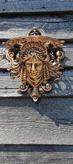 Hoofd ornament - vrouw - Europa - wandornament gietijzer