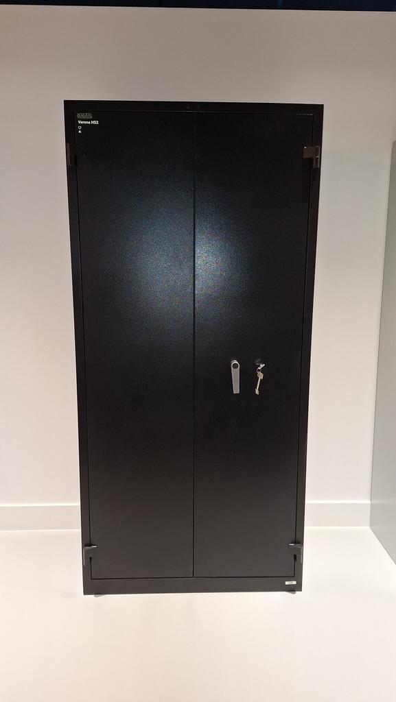 Salvus Verona HS2 RAL 9005 (Showroommodel), Huis en Inrichting, Brandblussers en Brandkasten, Brandkast, Ophalen of Verzenden