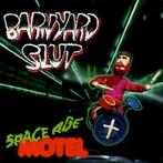 cd - Barnyard Slut - Space Age Motel, Zo goed als nieuw, Verzenden