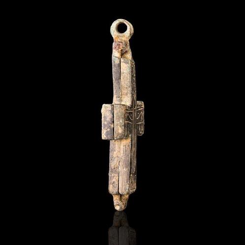 Byzantijns Bronzen relikwiekruis (Zonder Minimumprijs), Antiek en Kunst, Antiek | Overige Antiek