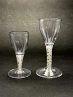 Drinkglas (2) - Glas - Antiek Slingerglas, Antiek en Kunst, Antiek | Glas en Kristal