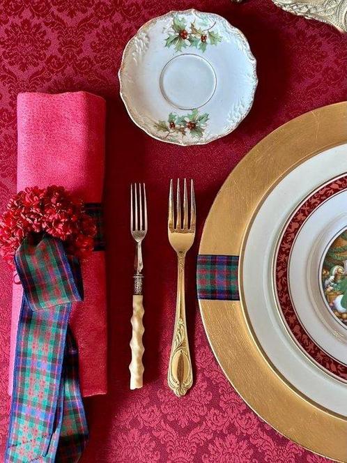 Jacquardadamaskado klassieke tafelkleed voor grote tafels. -, Antiek en Kunst, Antiek | Kleden en Textiel